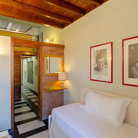 Joivy Saracens Tower In Center Appartement Sestri Levante