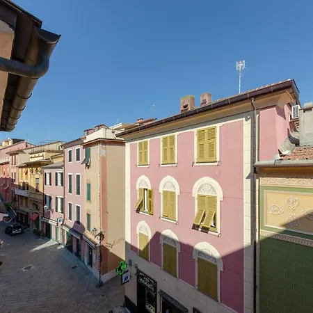 Joivy Saracens Tower In Center * Sestri Levante