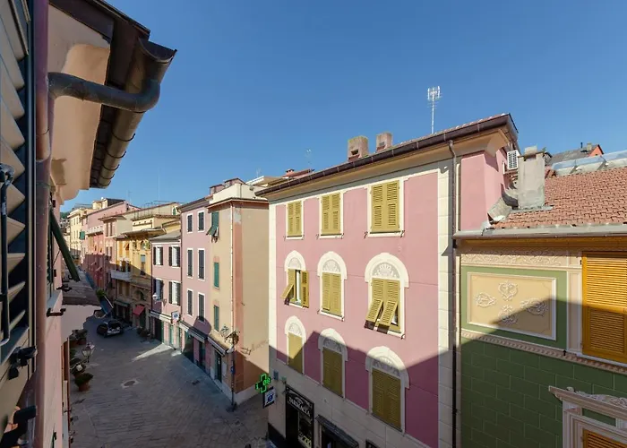 Joivy Saracens Tower In Center * Sestri Levante